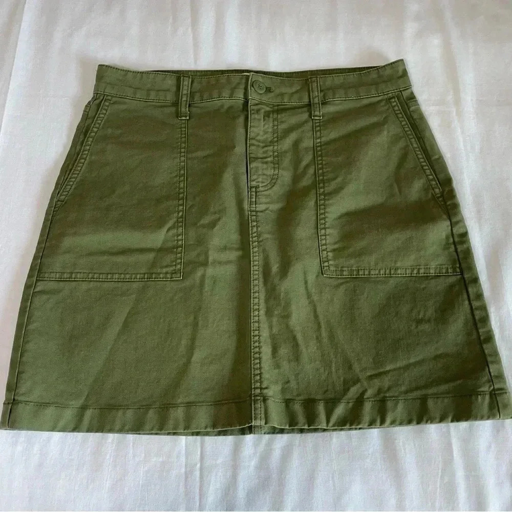 J.Crew Military Green Shirt Skirt Size 8 Pockets Y2K 90’s Casual Flat Front